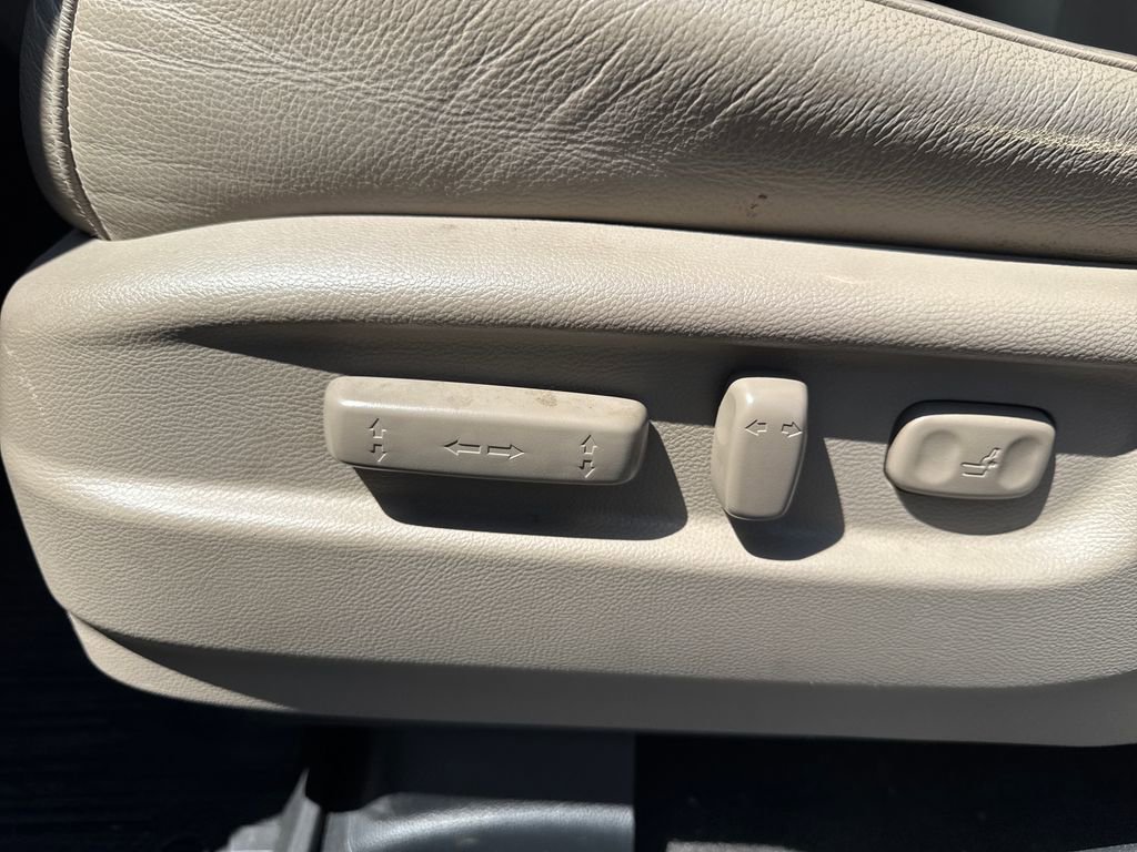 Used 2016 Honda Pilot Touring image 17