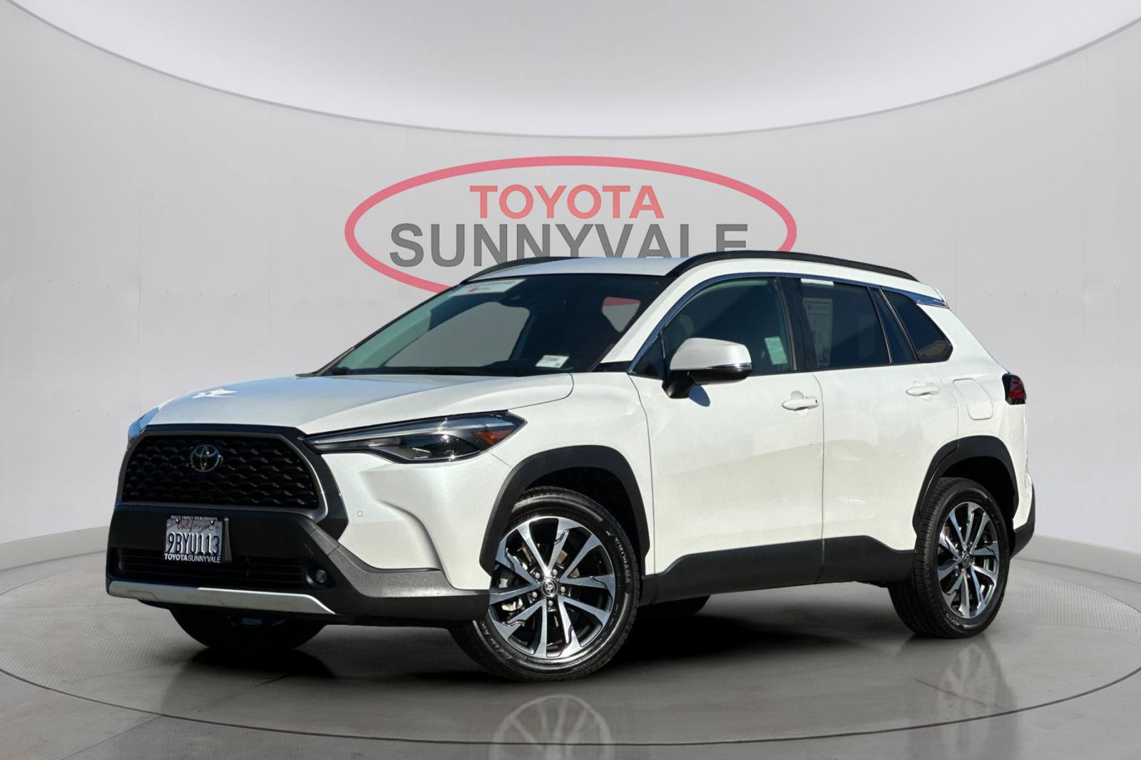 Certified 2022 Toyota Corolla Cross XLE AWD/4WD image 2