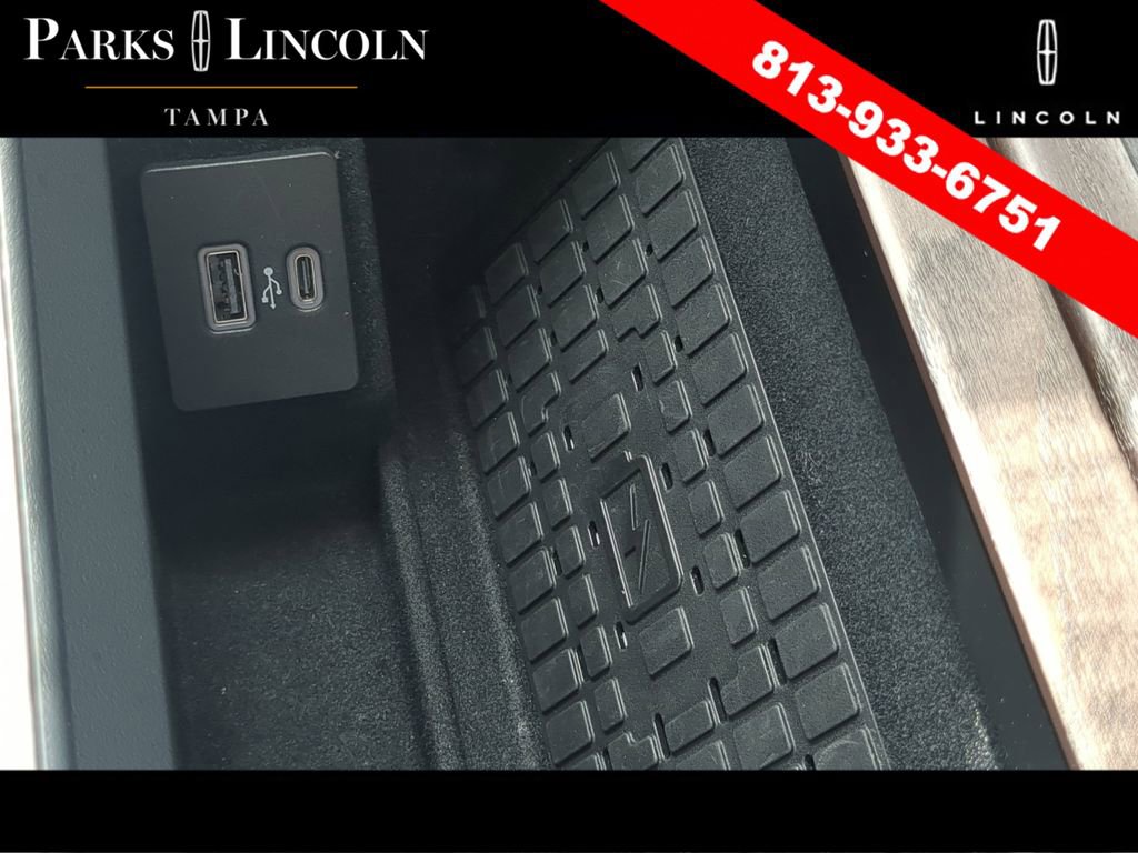 Certified 2024 Lincoln Navigator Premiere image 25
