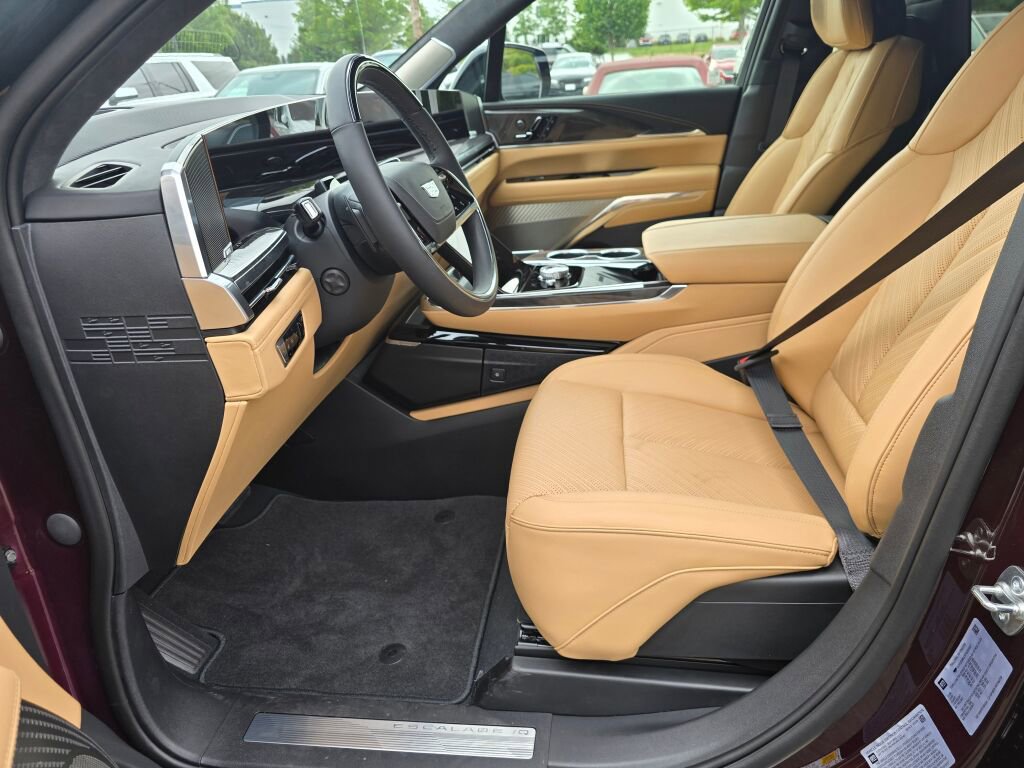 New 2026 Cadillac Escalade IQL Sport 2 image 25