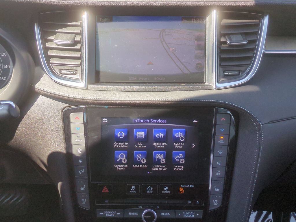 Used 2019 INFINITI QX50 Essential w/ Sensory Package AWD/4WD image 17
