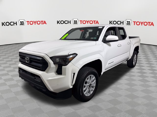 Used 2024 Toyota Tacoma SR5 AWD/4WD image 3