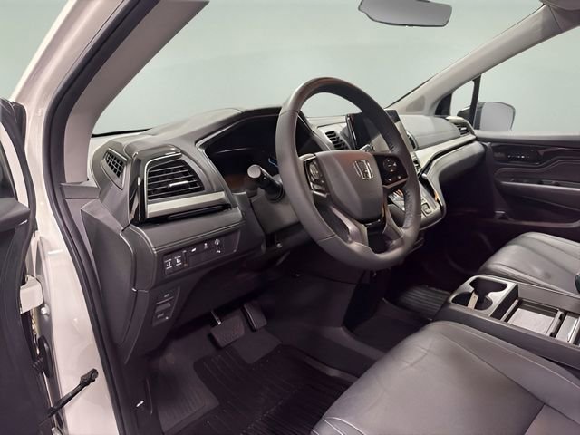 Used 2023 Honda Odyssey Touring image 17