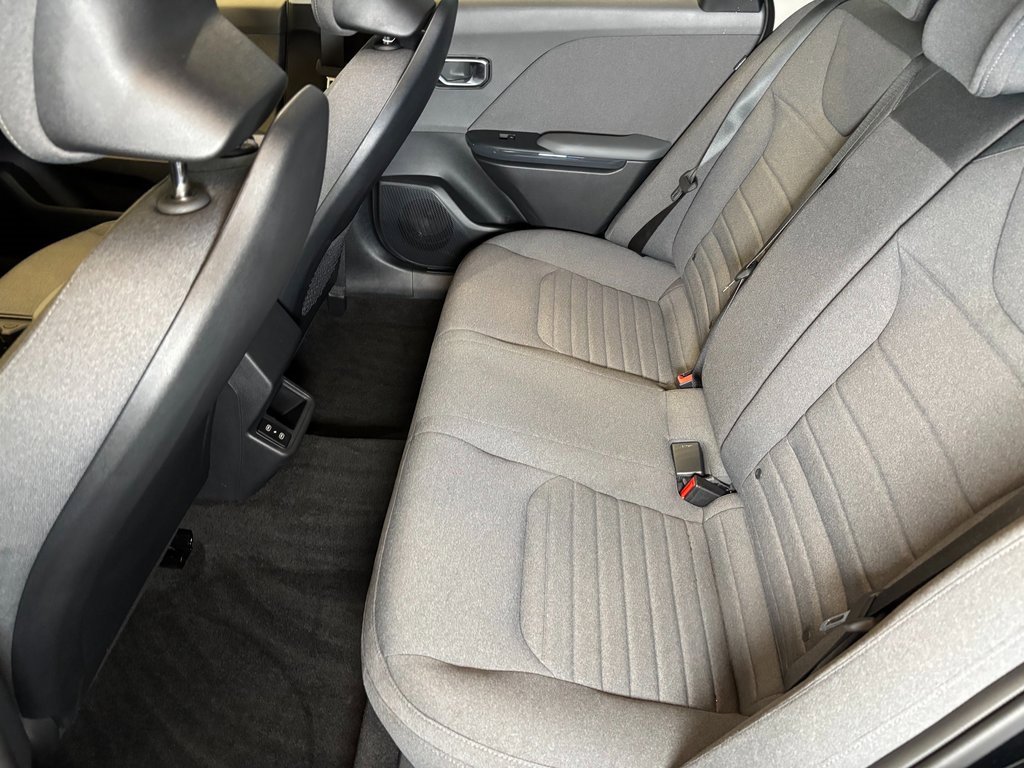 Used 2025 Kia K4 EX image 22