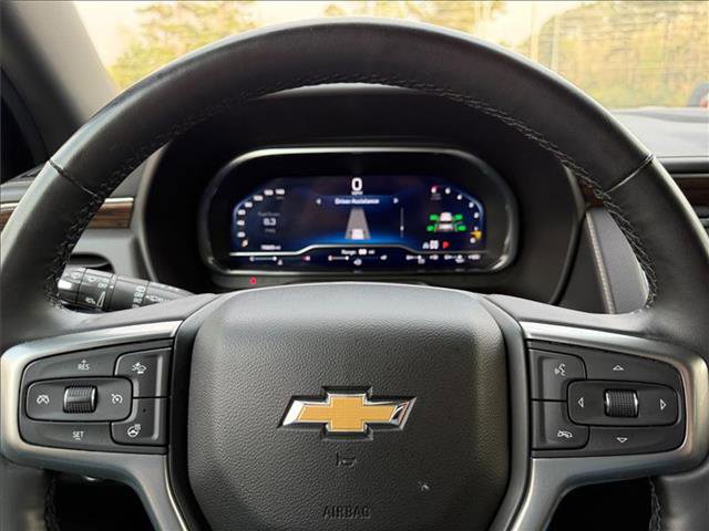 Used 2023 Chevrolet Suburban Premier AWD/4WD image 10