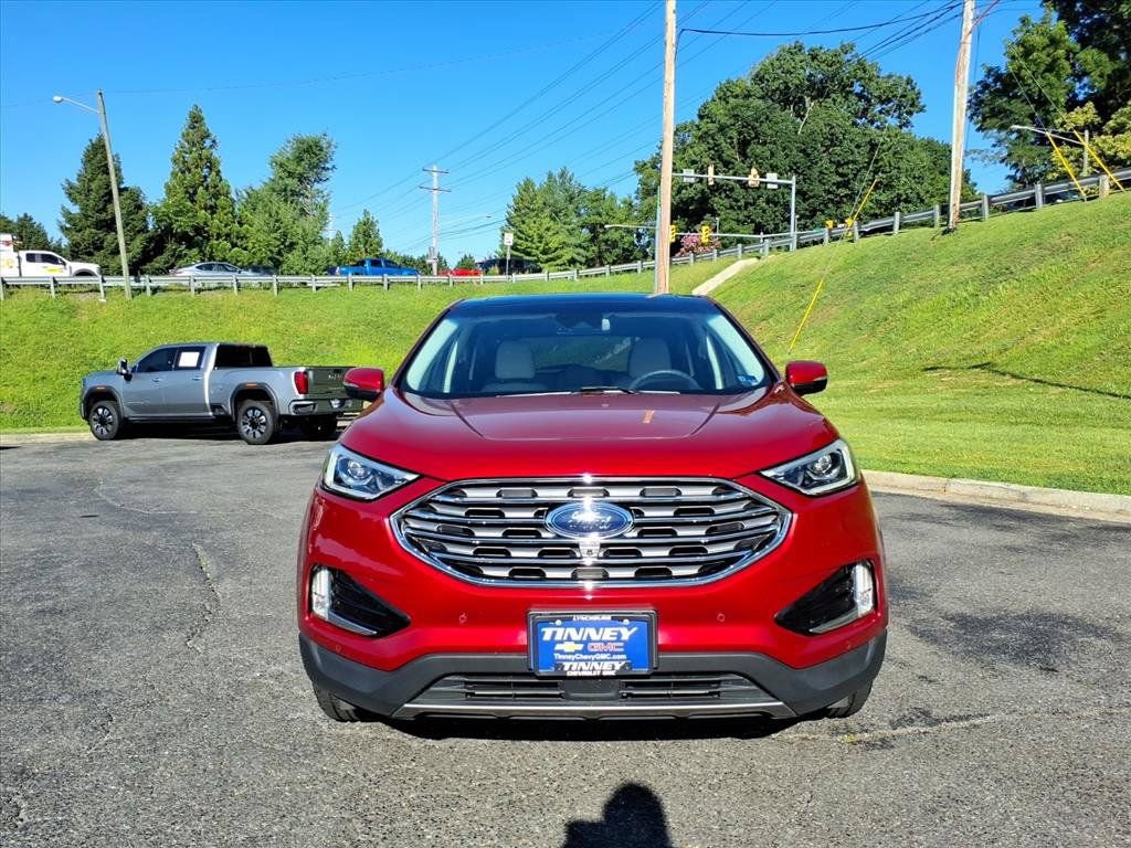 Used 2020 Ford Edge Titanium w/ Equipment Group 301A AWD/4WD image 8