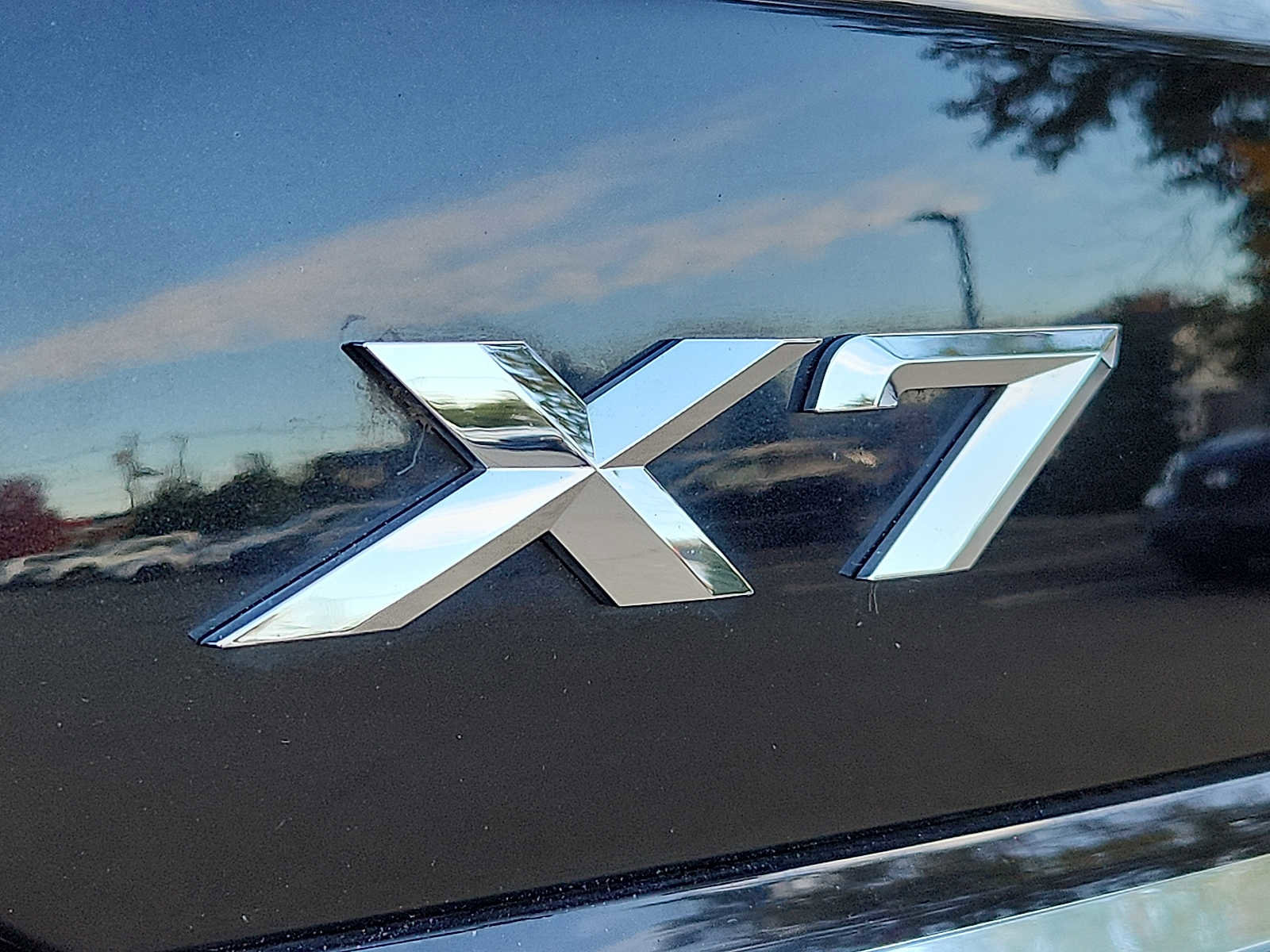 Certified 2024 BMW X7 xDrive40i w/ Executive Package image 28