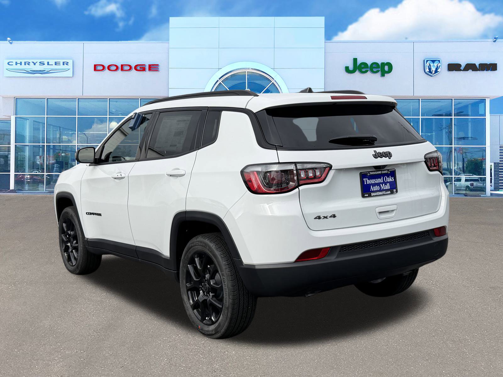 New 2026 Jeep Compass Latitude image 7