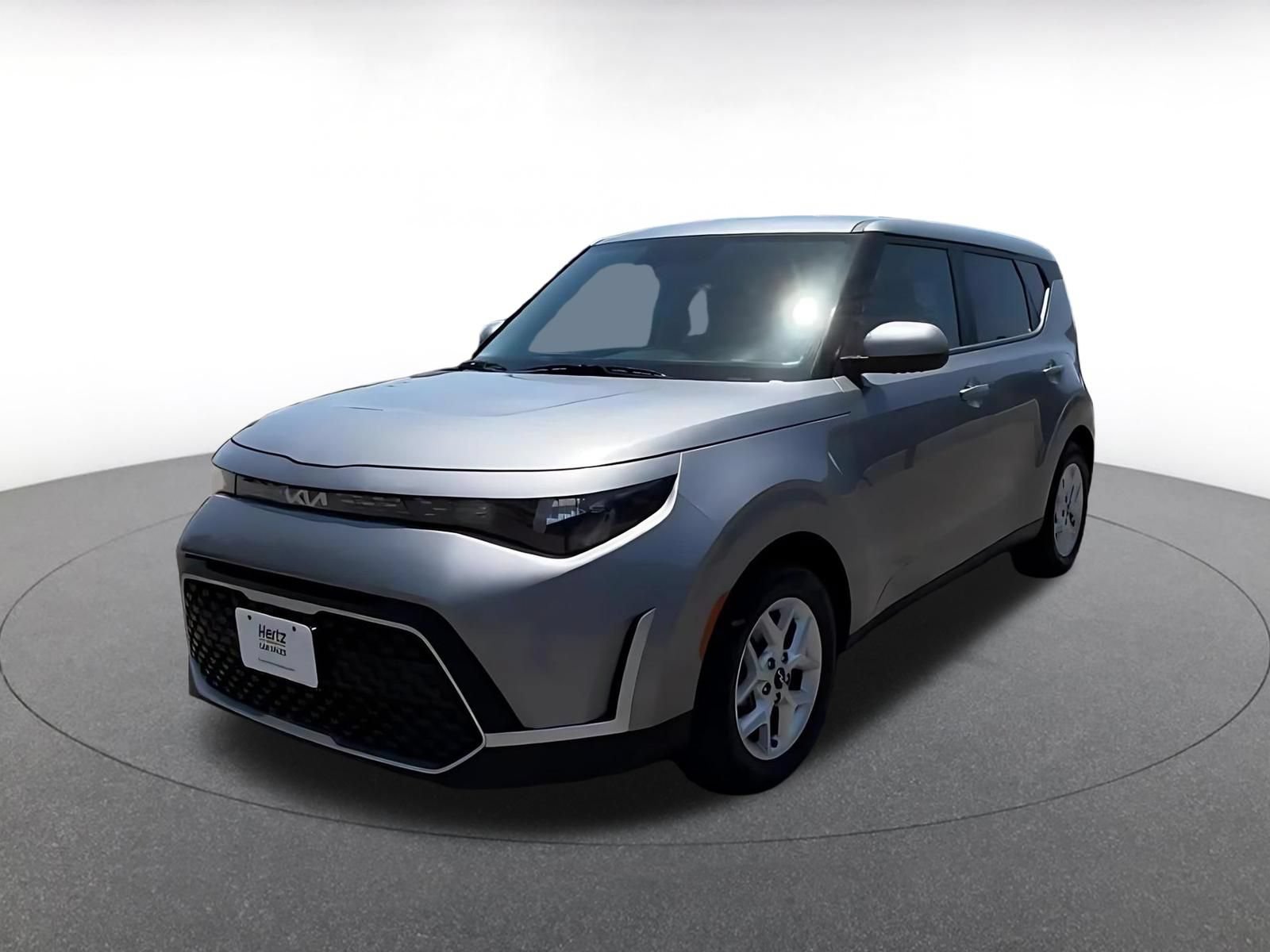 Used 2025 Kia Soul LX w/ LX Technology Package FWD image 7