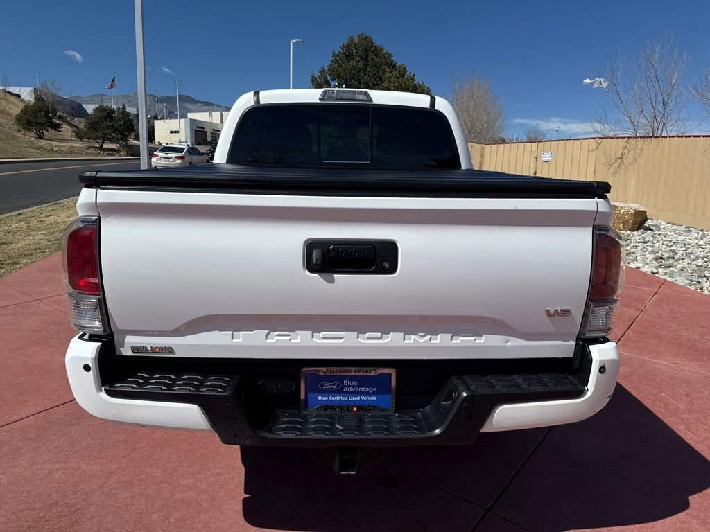 Used 2022 Toyota Tacoma TRD Off-Road w/ Technology Package AWD/4WD image 6