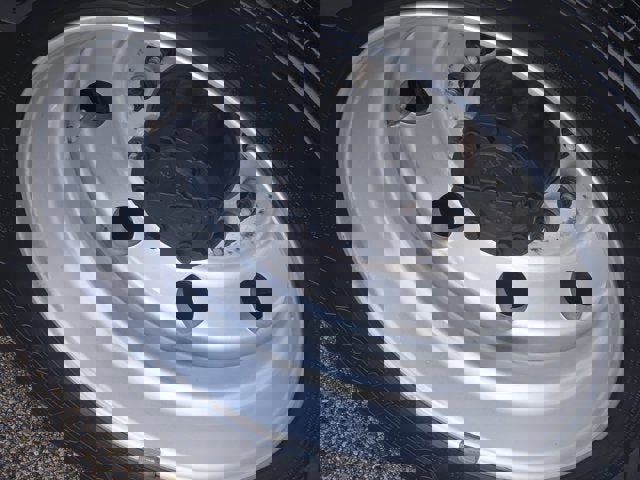 Used 2023 Ford F450 XLT w/ FX4 Off-Road Package image 18