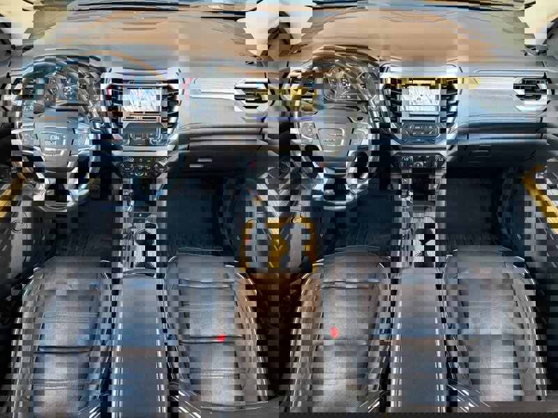 Used 2019 GMC Acadia Denali AWD/4WD image 4