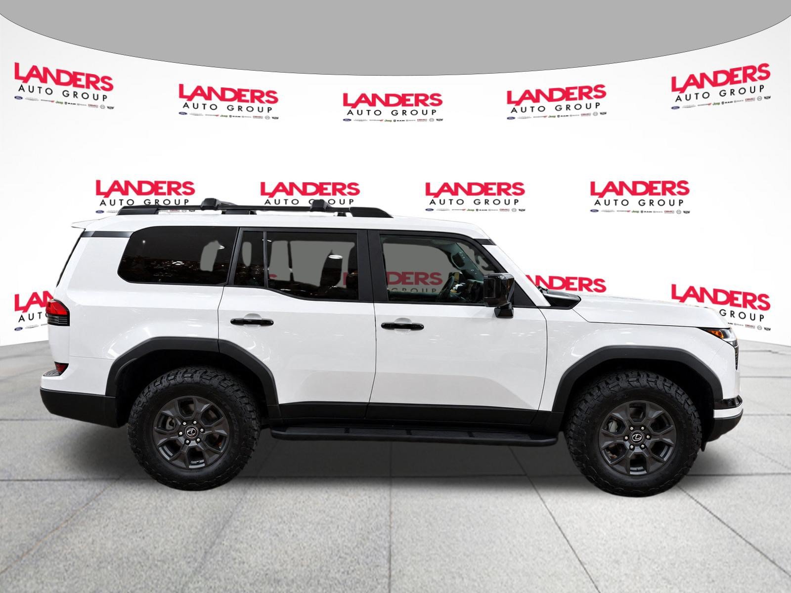 Used 2024 Lexus GX 550 AWD/4WD image 5