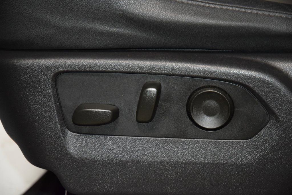 Used 2024 Chevrolet Silverado 1500 ZR2 image 40