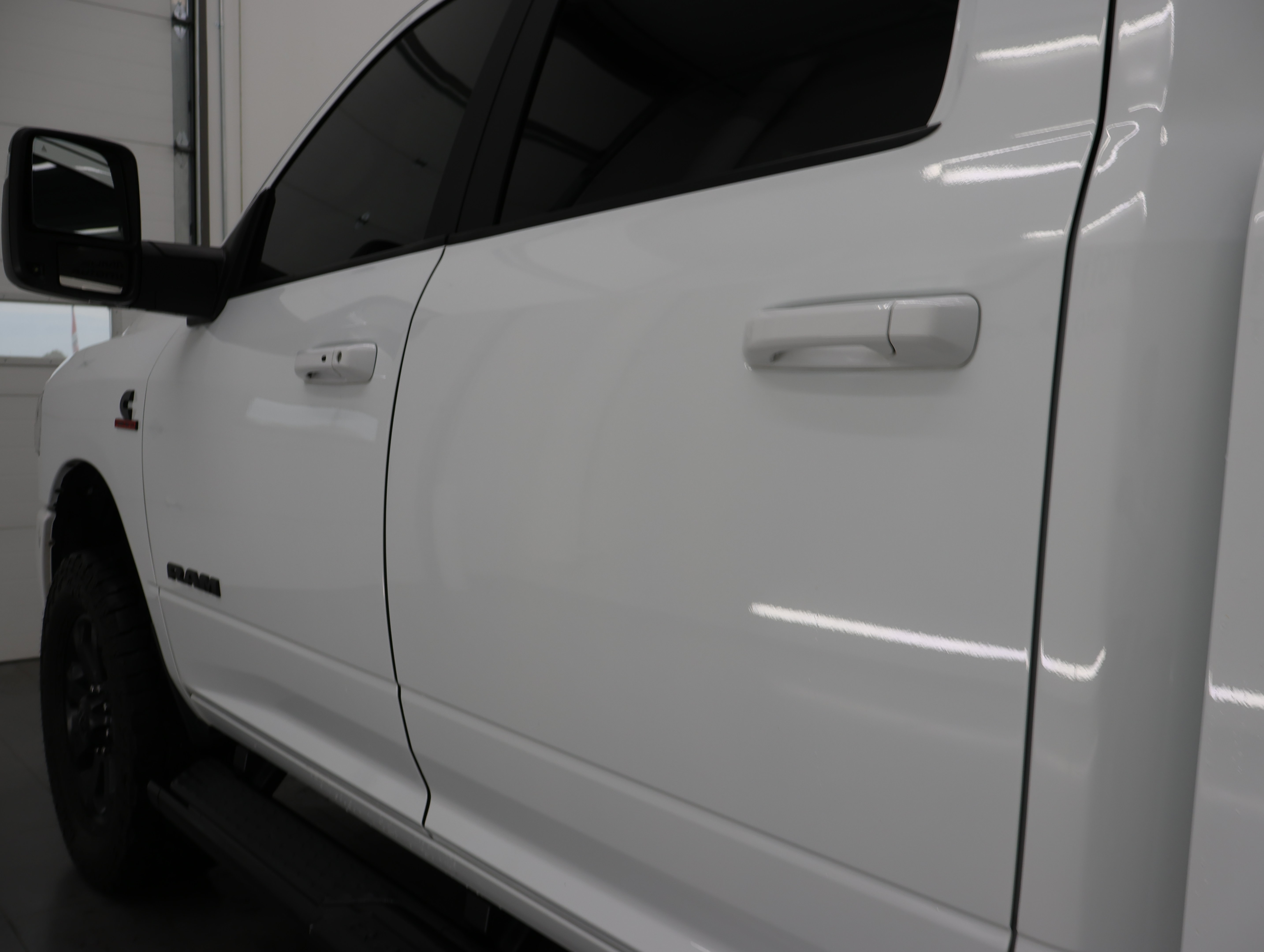 Used 2023 RAM 3500 Laramie w/ Night Edition AWD/4WD image 33