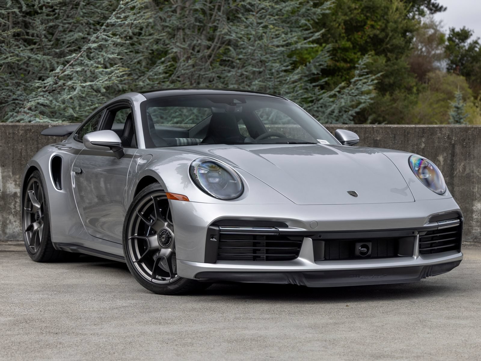 Certified 2025 Porsche 911 Turbo AWD/4WD image 6