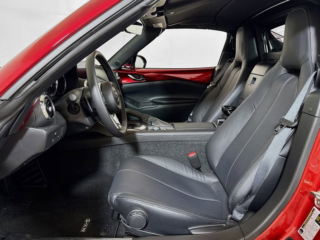 Used 2025 MAZDA MX-5 Miata RF Grand Touring image 19