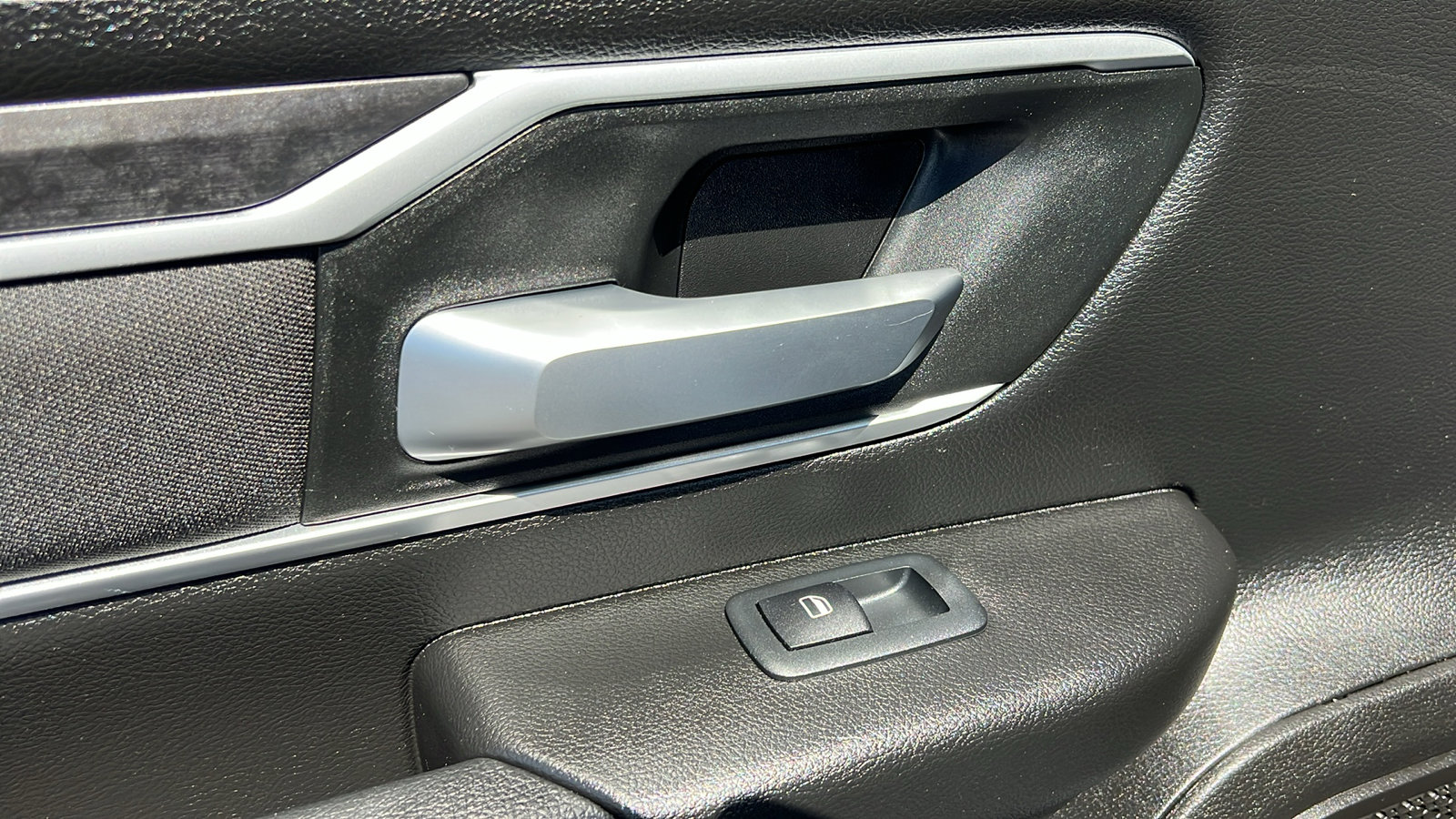 Used 2023 RAM 1500 Big Horn image 13