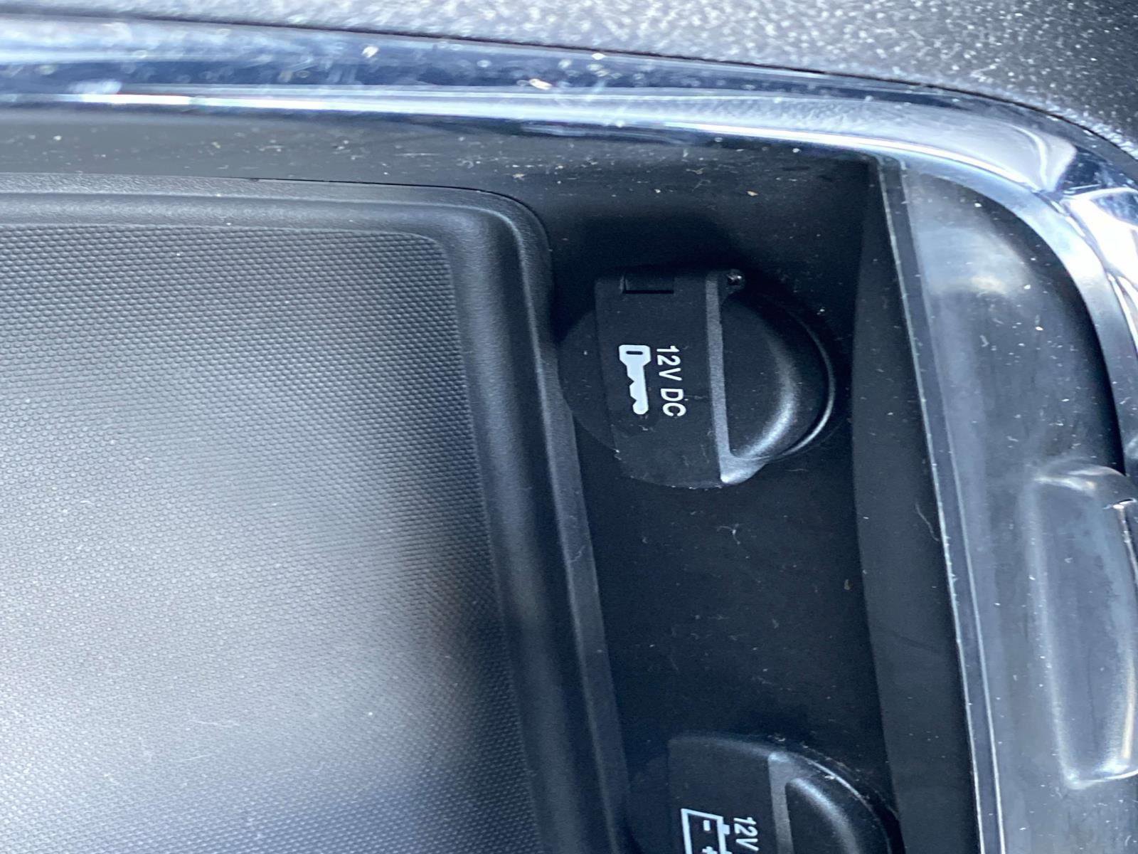 Used 2019 Dodge Grand Caravan GT image 32