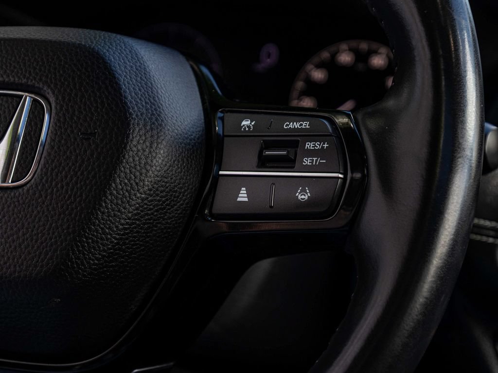 Used 2024 Honda HR-V EX-L image 23