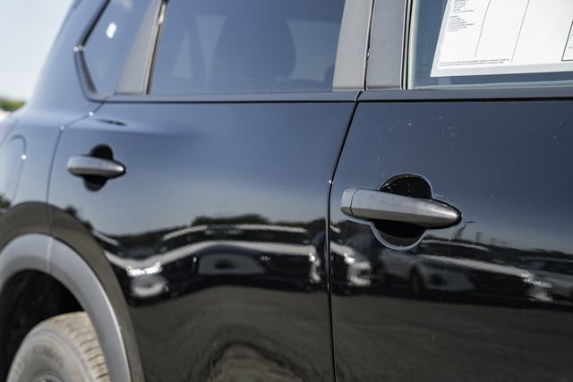 New 2026 Nissan Rogue S image 15