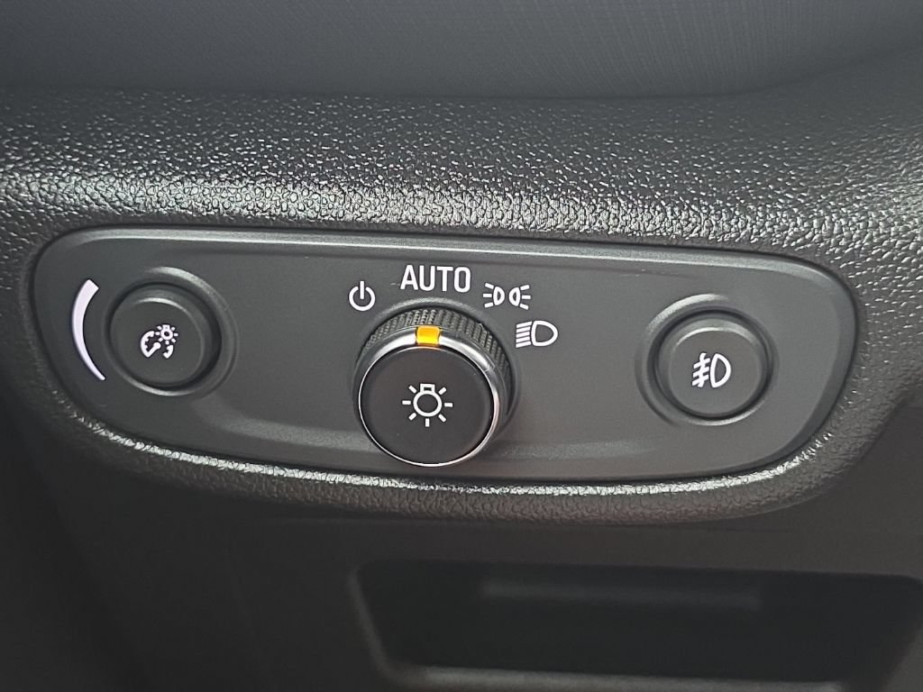 Used 2023 Chevrolet TrailBlazer LT FWD image 22