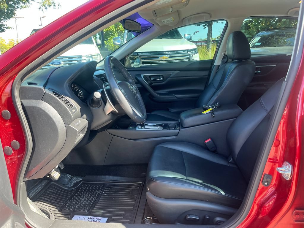 Used 2018 Nissan Altima 2.5 SR w/ SR Special Edition FWD image 10
