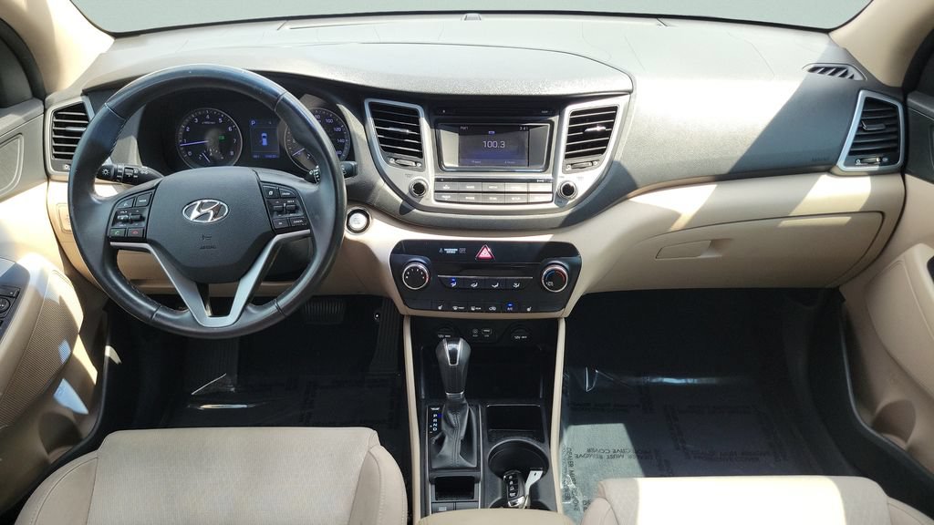 Used 2016 Hyundai Tucson Sport FWD image 11