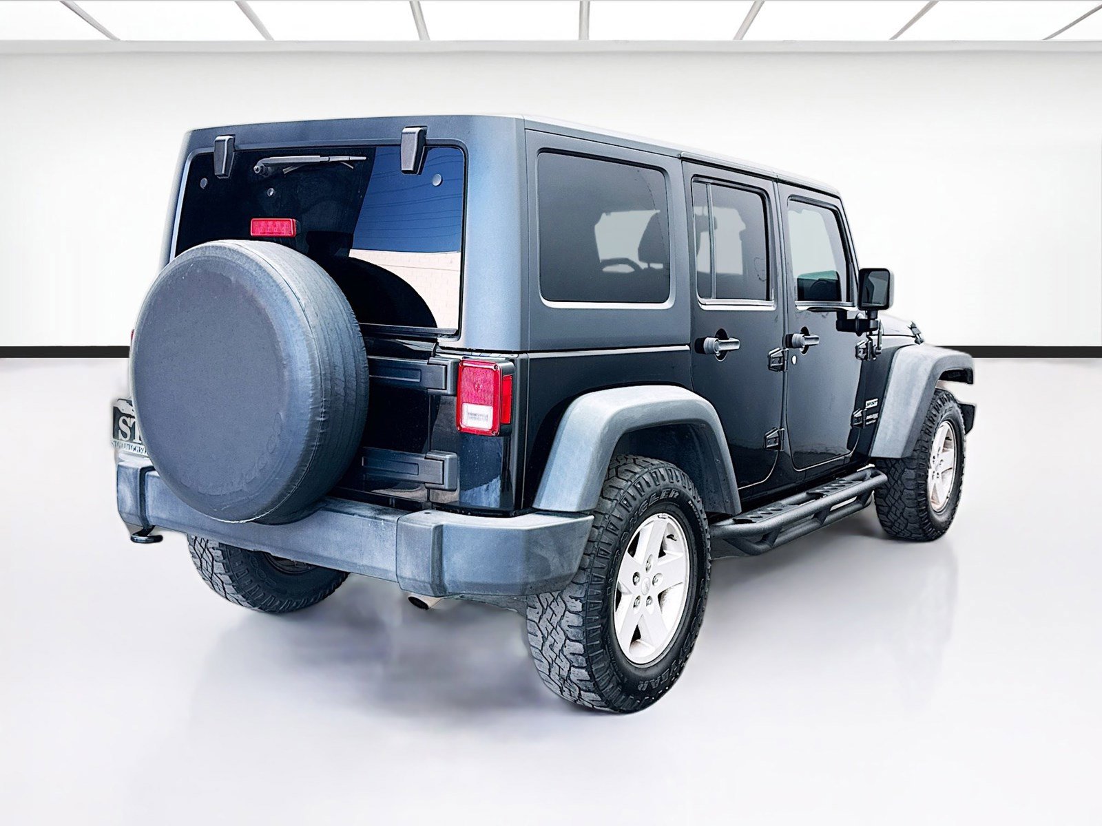 Used 2018 Jeep Wrangler Unlimited Sport S AWD/4WD image 4