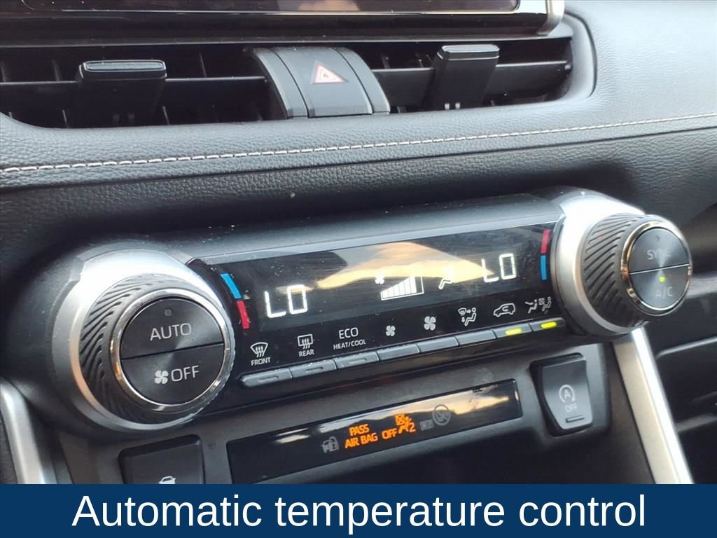 Used 2024 Toyota RAV4 XLE image 4