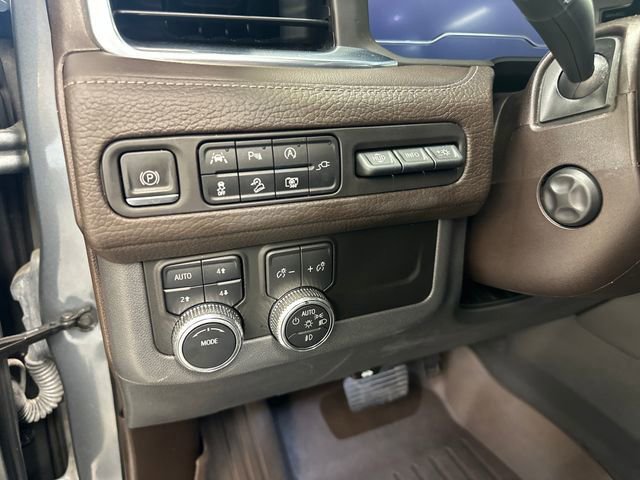 Used 2022 GMC Yukon XL Denali AWD/4WD image 23