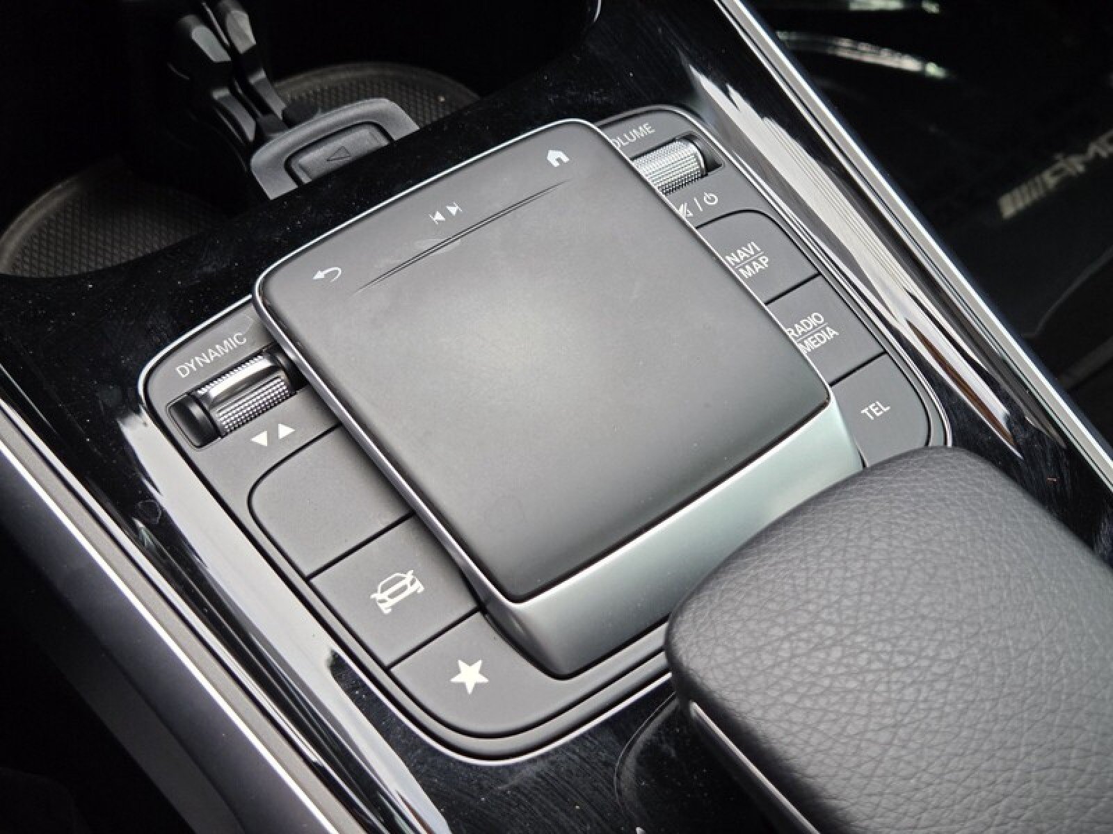 Certified 2022 Mercedes-Benz GLB 250 4MATIC image 33