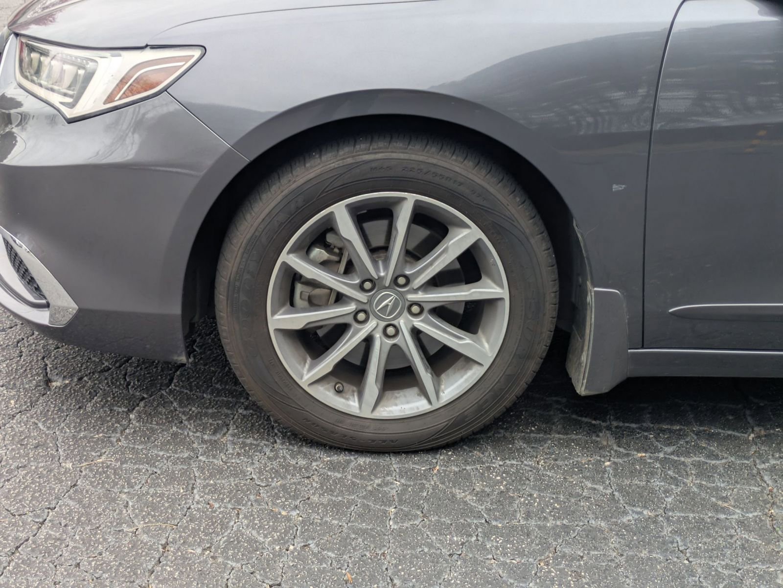 Used 2018 Acura TLX w/ Technology Package image 33