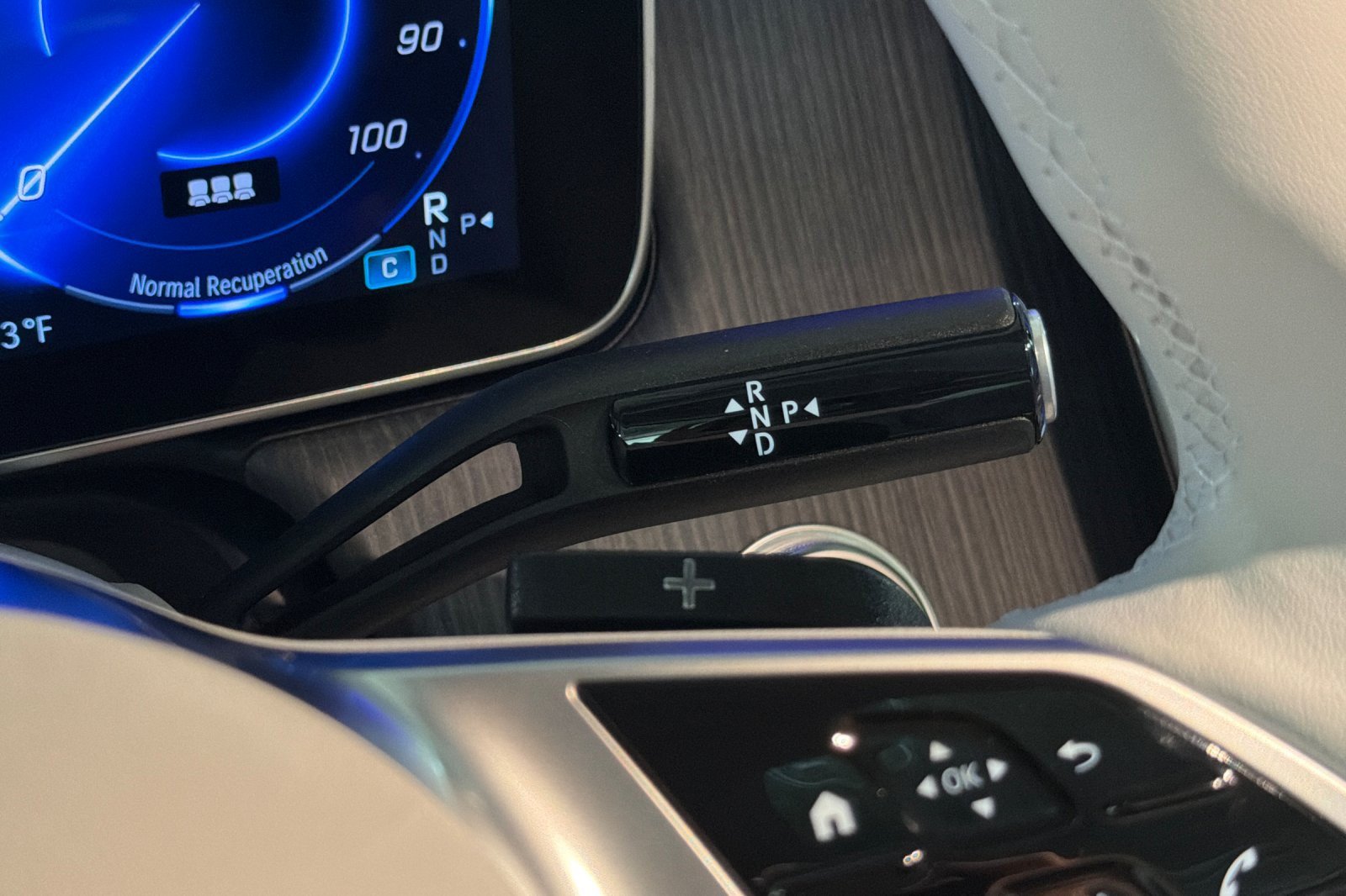 New 2027 Mercedes-Benz EQE 320 4MATIC SUV image 20