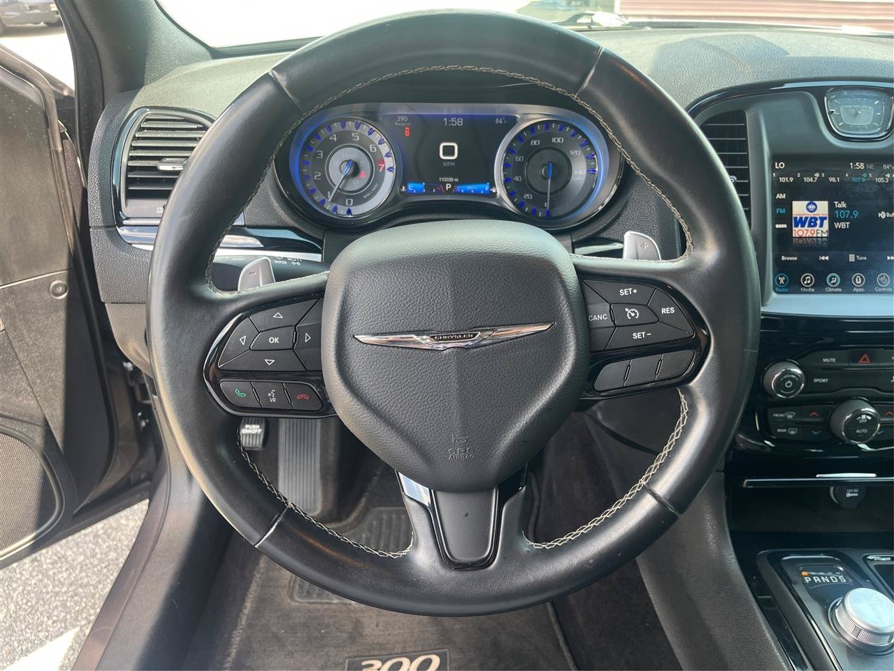 Used 2017 Chrysler 300 S AWD/4WD image 17
