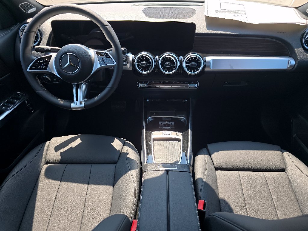 New 2026 Mercedes-Benz GLB 250 4MATIC image 22