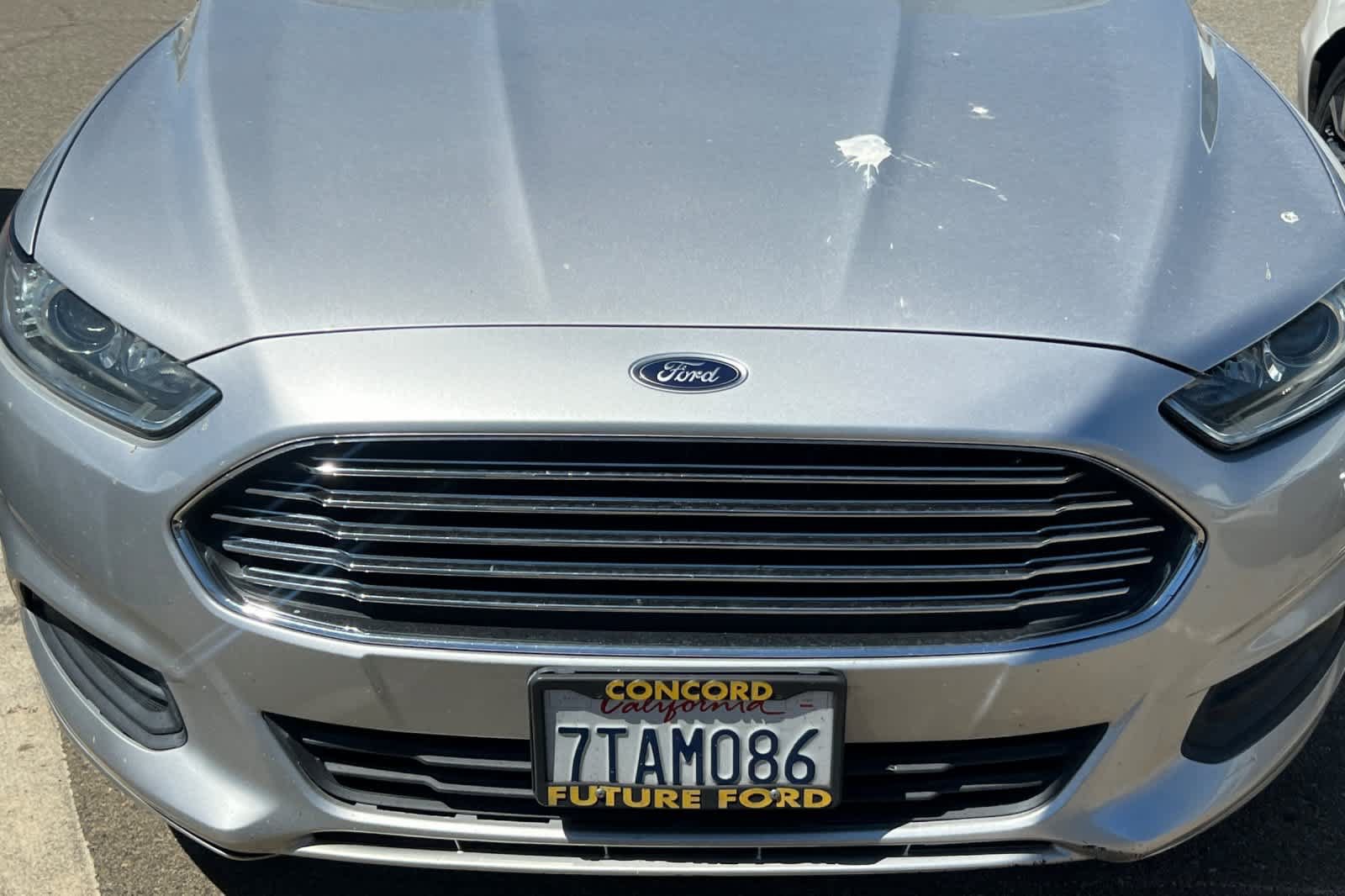 Used 2016 Ford Fusion SE FWD image 12