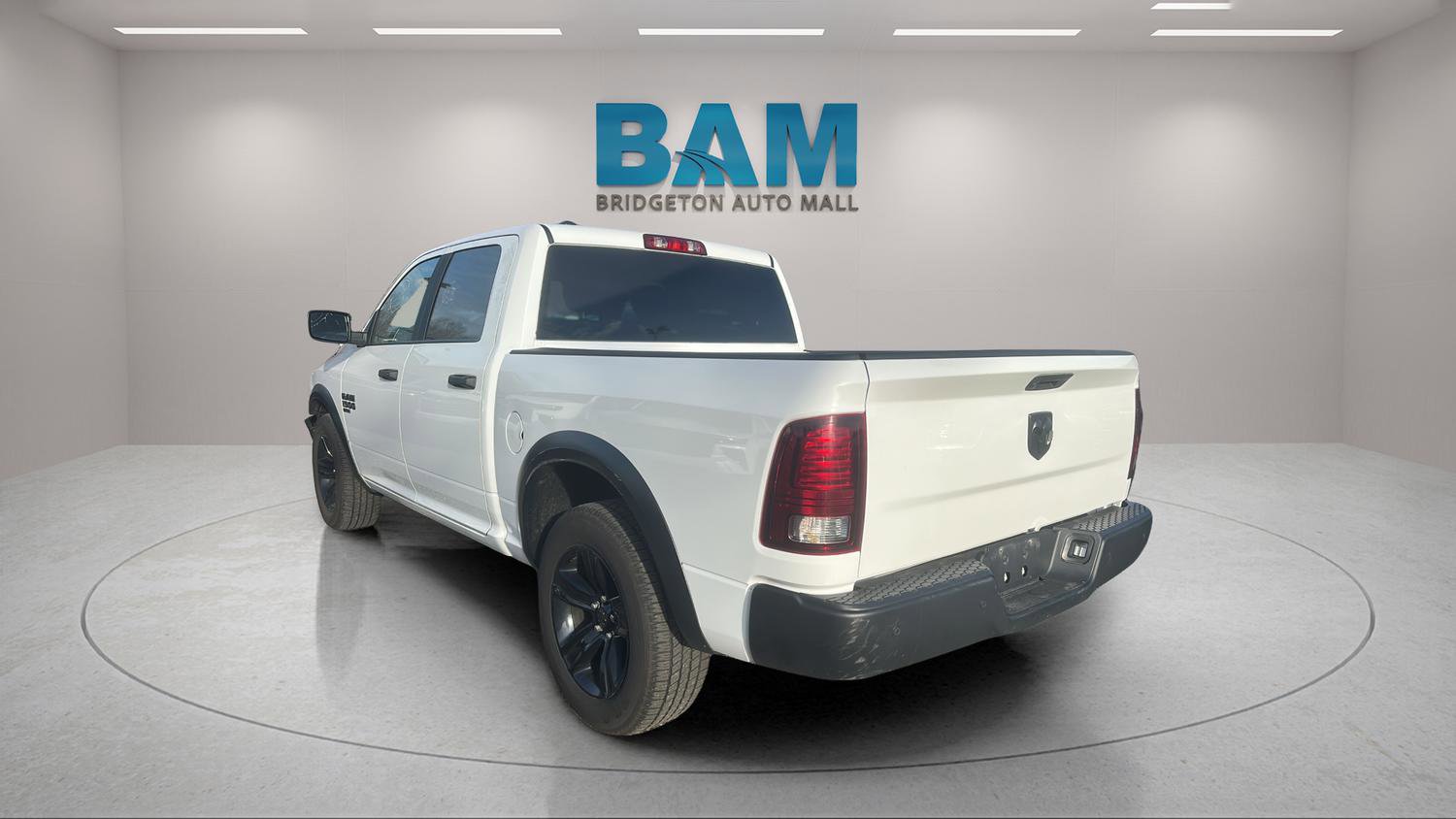 Used 2024 RAM 1500 Classic Warlock image 5