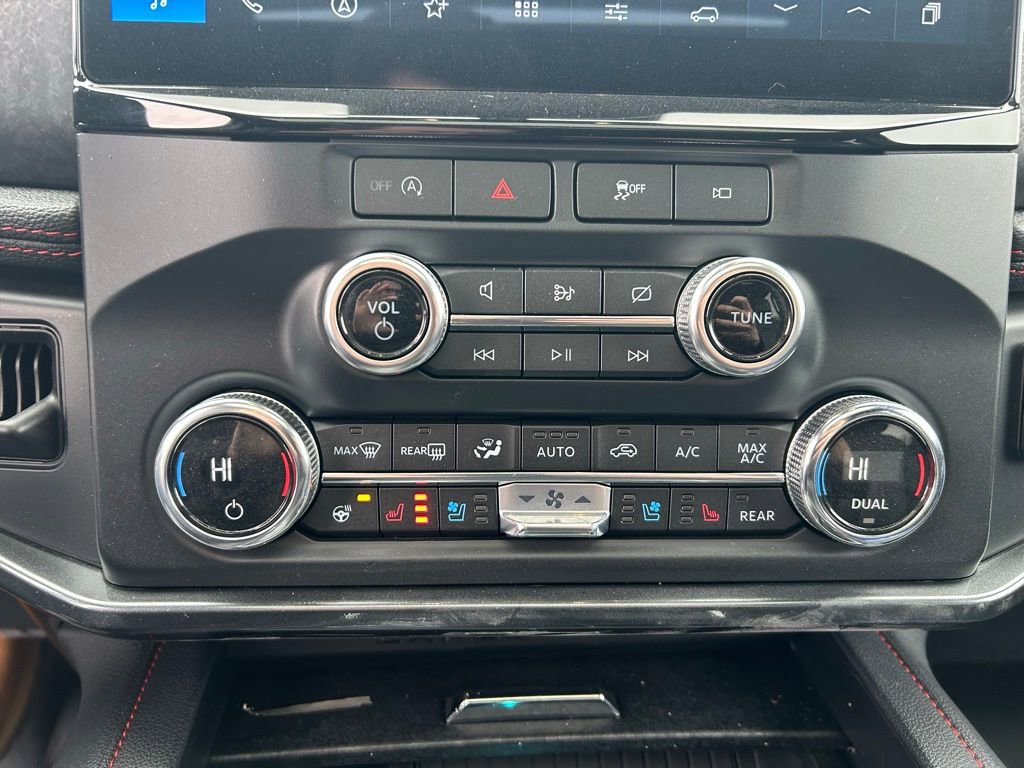 Certified 2022 Ford Expedition Max Limited image 31