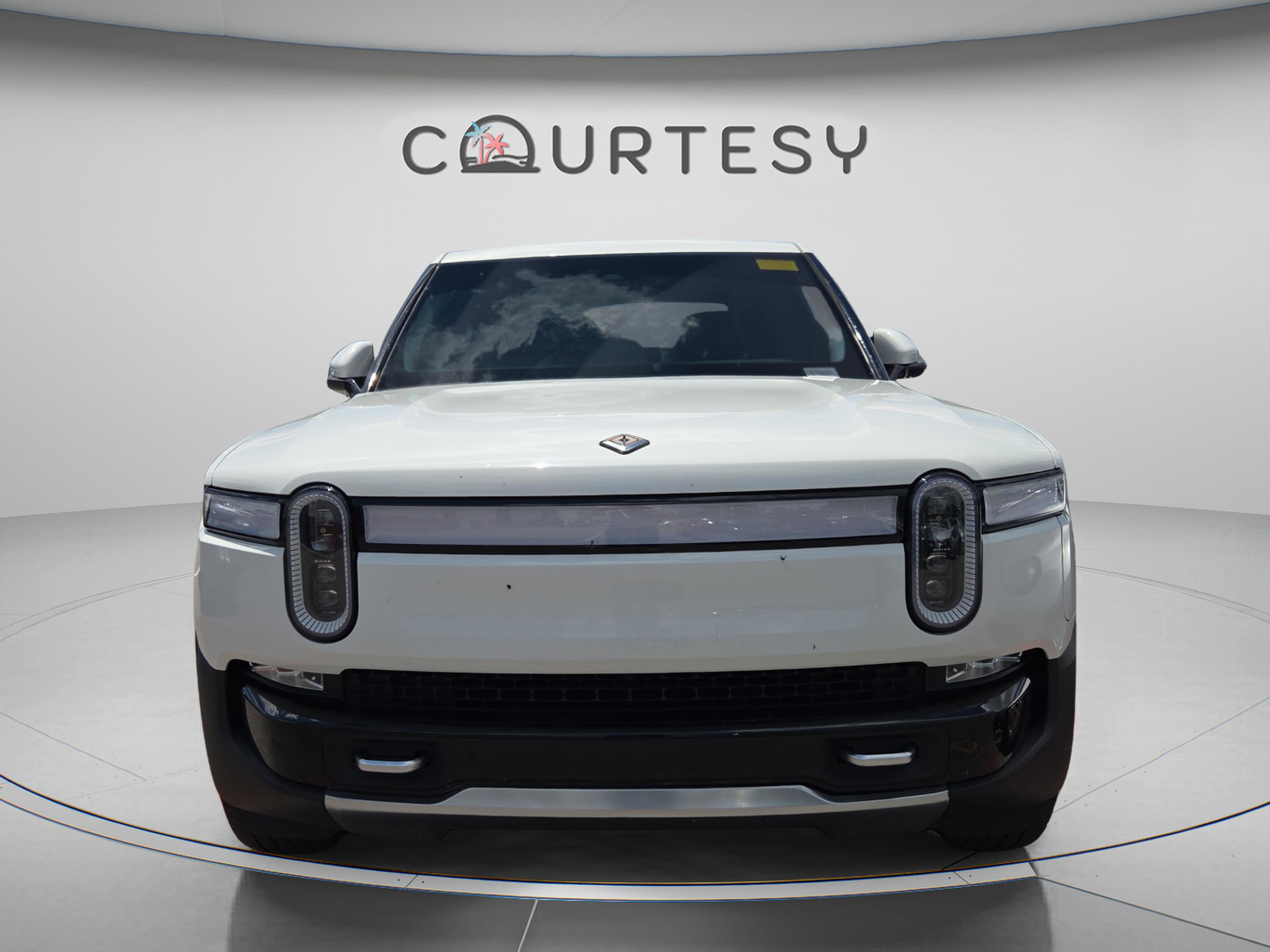 Used 2023 Rivian R1T Adventure AWD/4WD image 5