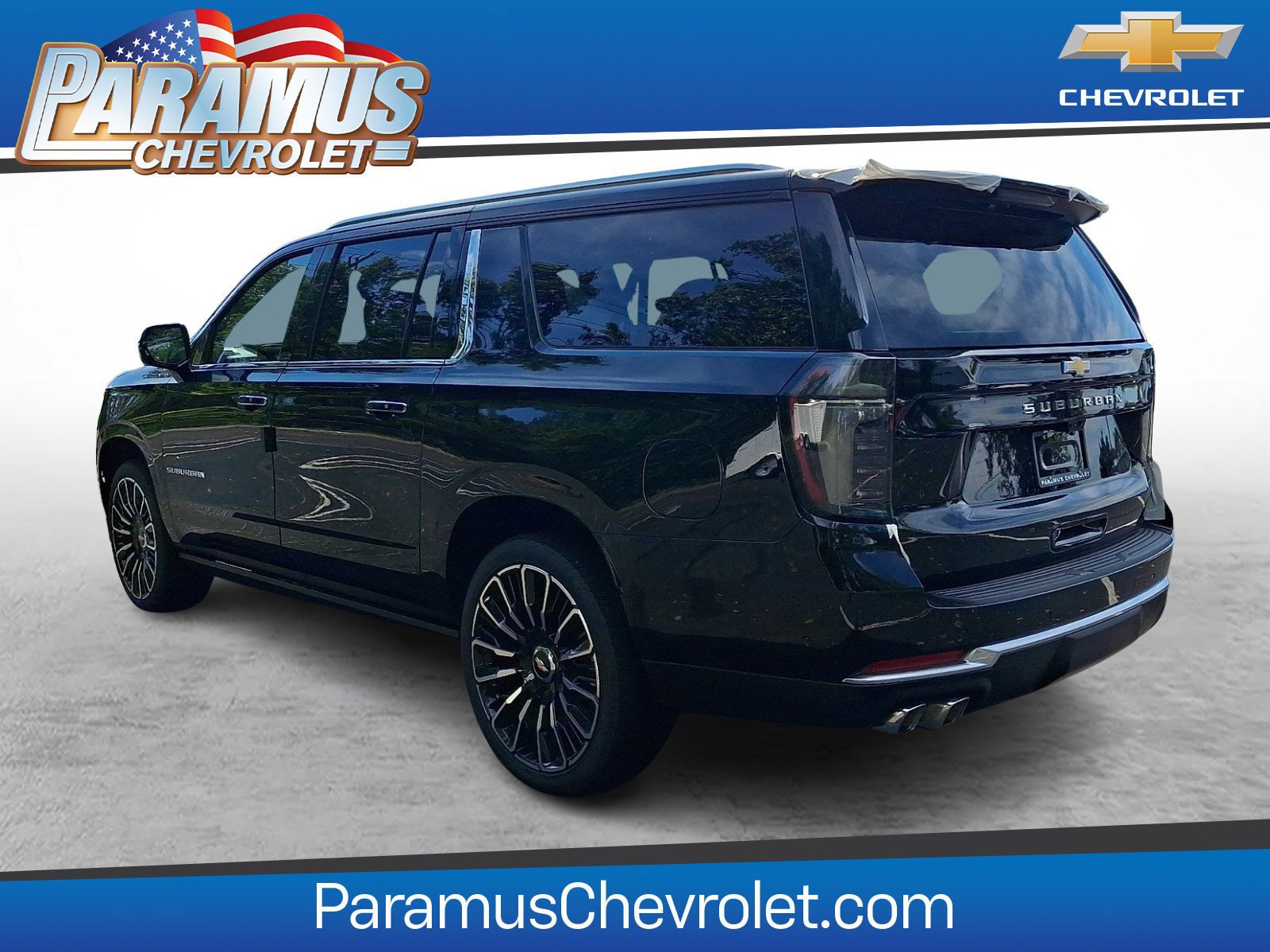 New 2026 Chevrolet Suburban High Country AWD/4WD image 3