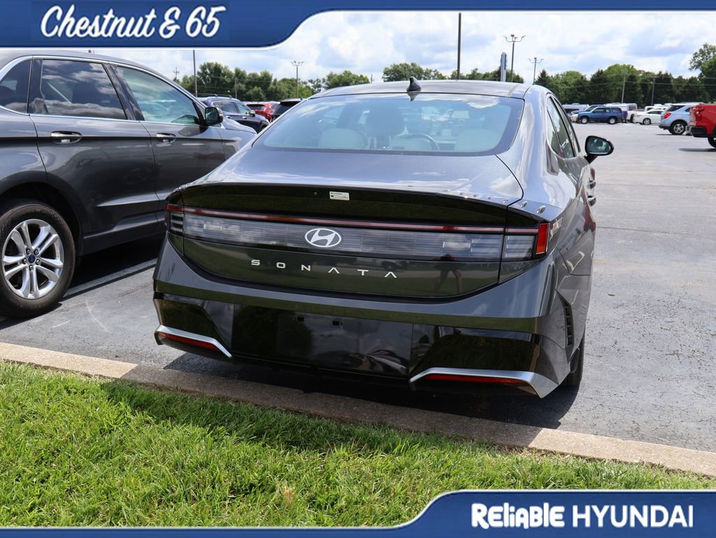 Used 2024 Hyundai Sonata SEL w/ Convenience Package FWD image 20