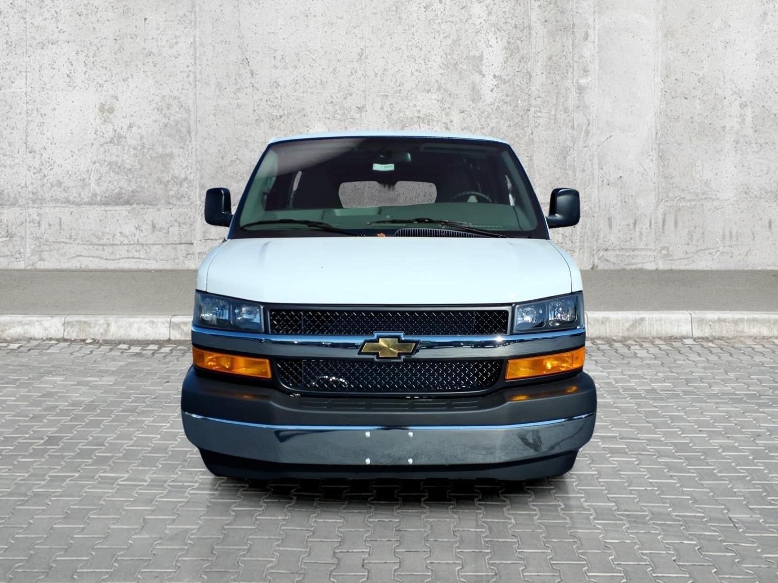 New 2026 Chevrolet Express 2500 w/ Communications Package RWD image 3