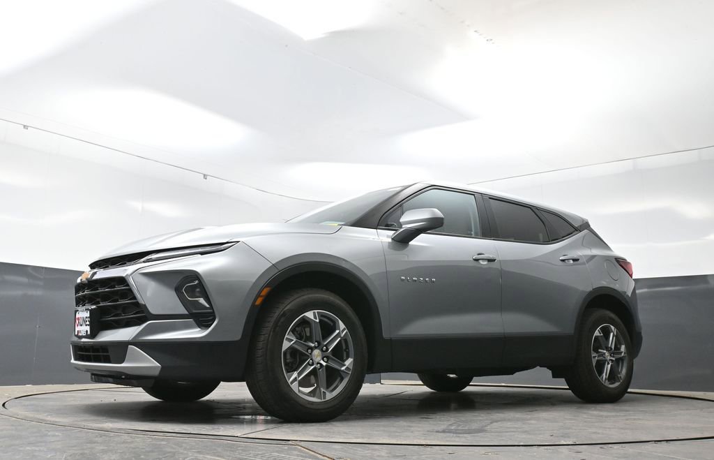Used 2023 Chevrolet Blazer LT AWD/4WD image 52