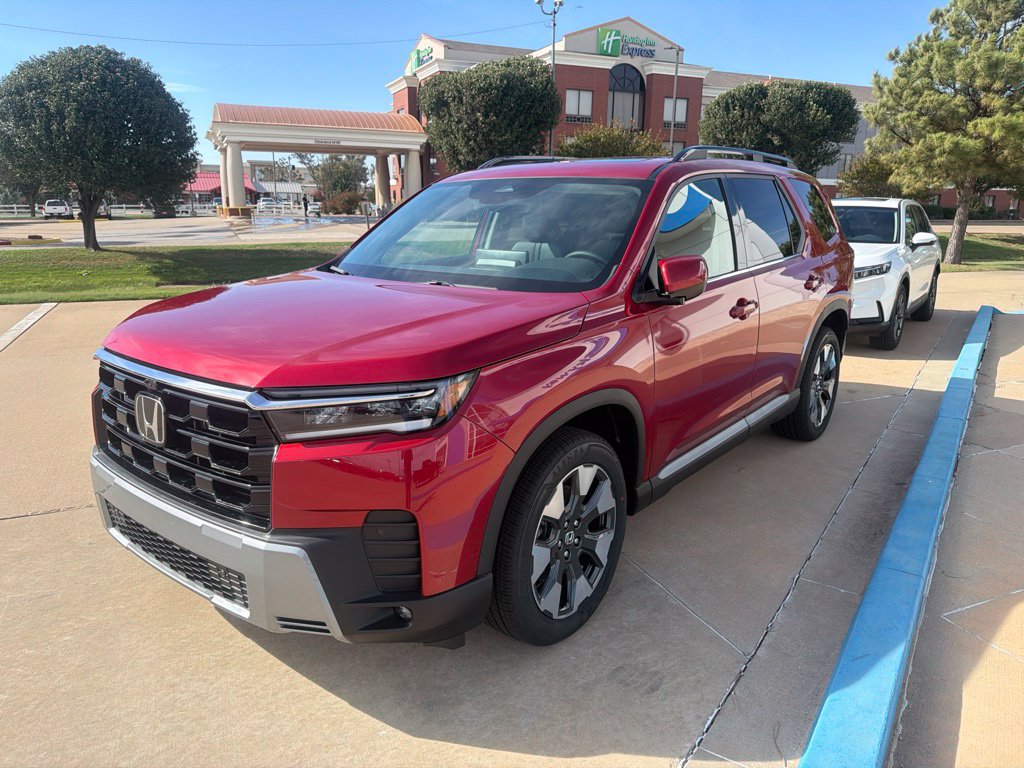 New 2026 Honda Pilot Touring image 4