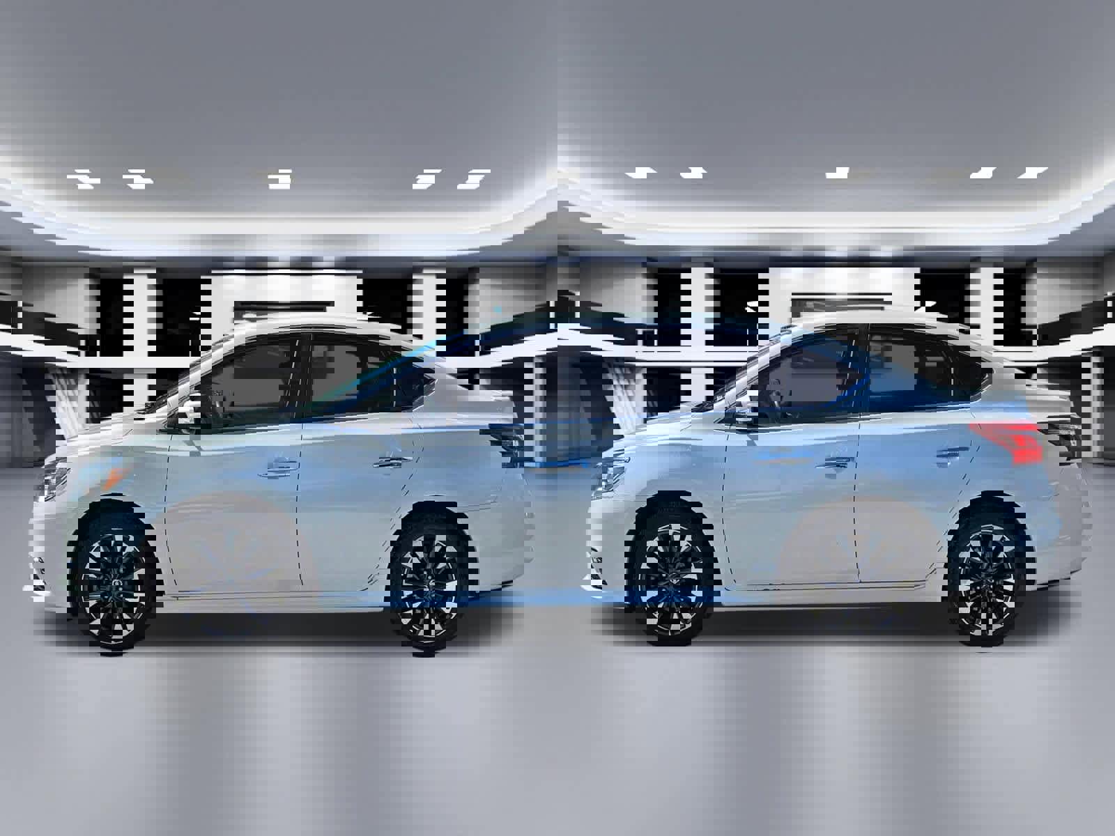 Used 2017 Nissan Sentra SR image 3