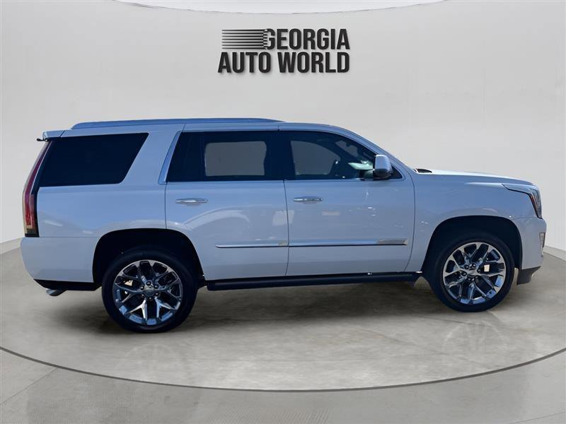 Used 2016 Cadillac Escalade Platinum image 10