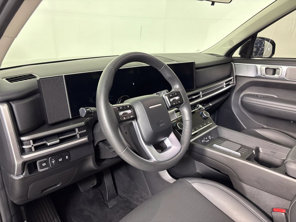 Used 2025 Hyundai Santa Fe SEL FWD image 16