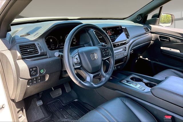 Used 2025 Honda Ridgeline TrailSport image 18