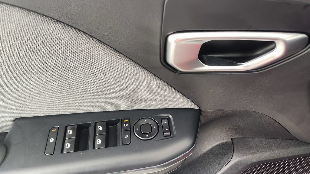 Used 2025 Kia K4 EX FWD image 17
